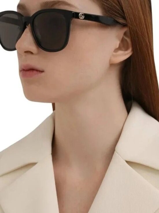 Gucci GG1001SK 001 Women Square Sunglasses - Black / Grey main image 4